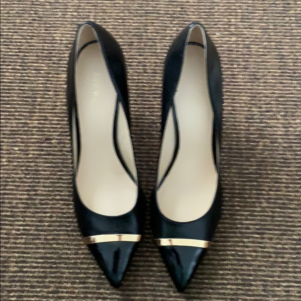 Beautiful black and gold heels